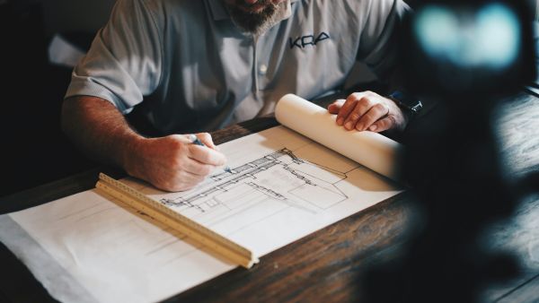 Permis de construire vs déclaration préalable : quelles différences ?